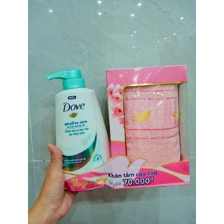 Sữa tắm DOVE dưỡng ẩm sáng mịn 530g tặng khăn tắm cao cấp .