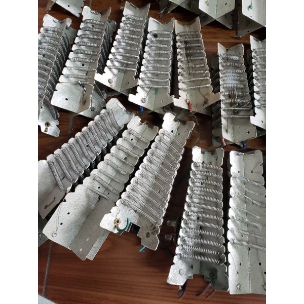 Máy sấy tóc  Như hình.