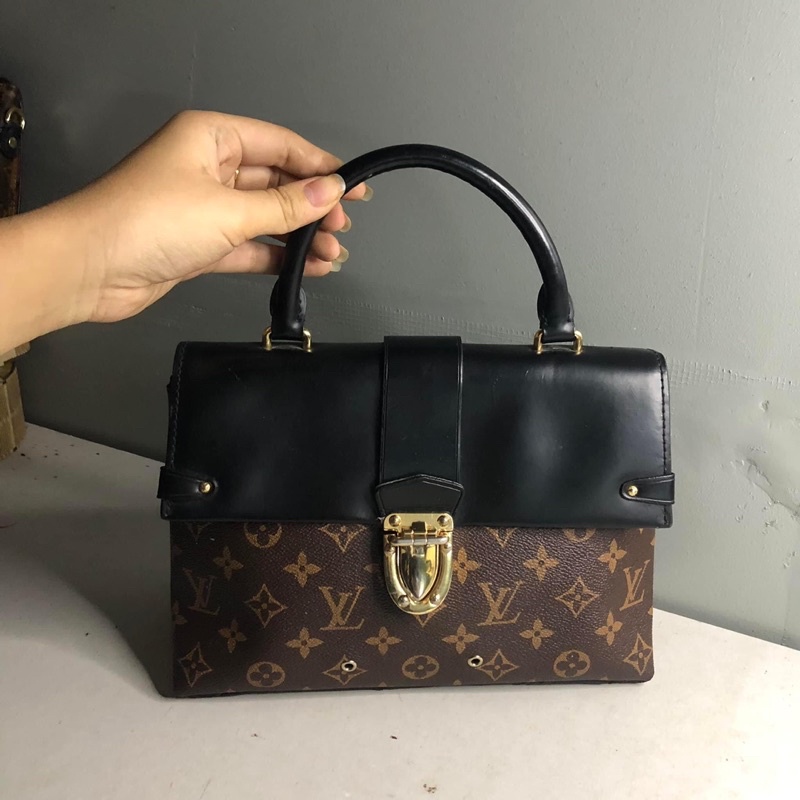 Túi si hiệu Eo.vi