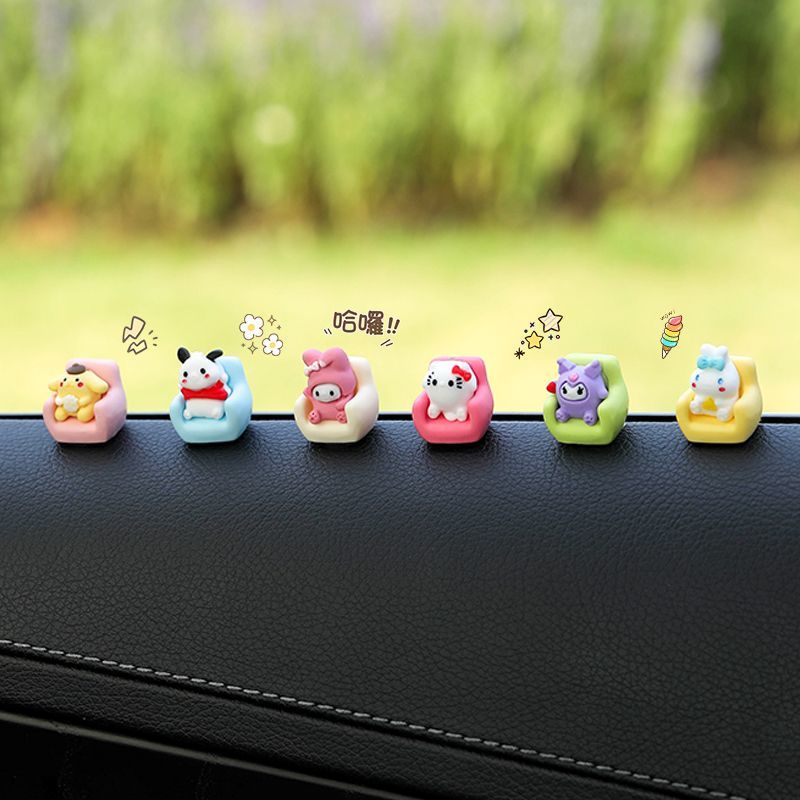 Búp Bê Hoạt Hình mini Dễ Thương Dùng Để Trang Trí Nội Thất Xe Hơi