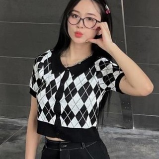 Áo len trám dáng croptop cổ đức - . - Aocroptopkecaro_P2K6