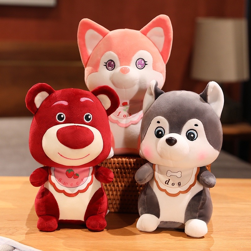 Thú Nhồi Bông Hoạt Hình Gấu dâu / Pikachu / Cáo  / Ếch / Chó Husky _ Gấu bông hình thú đeo yếm ngộ nghĩnh