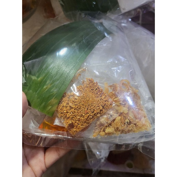 Bánh tráng lá chuối sate tỏi