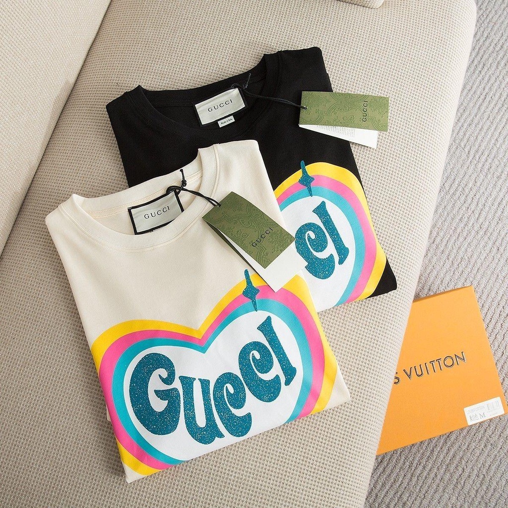 Gucci Áo Thun cotton Tay Ngắn Cổ Tròn In Hình Trái Tim Thời Trang Xuân Hè Cho Nam Và Nữ