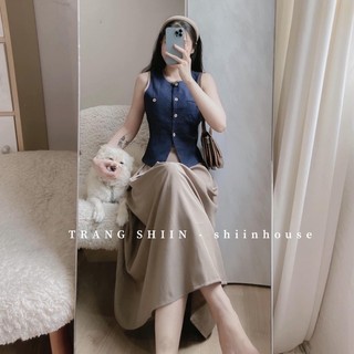 Set áo denim sát nách phối chân váy midi