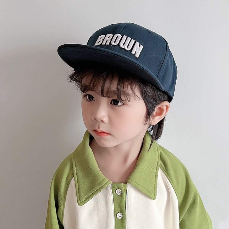 Mũ hiphop trẻ con ,nón SnapBack chữ Brown cho bé 2-16 tuổi