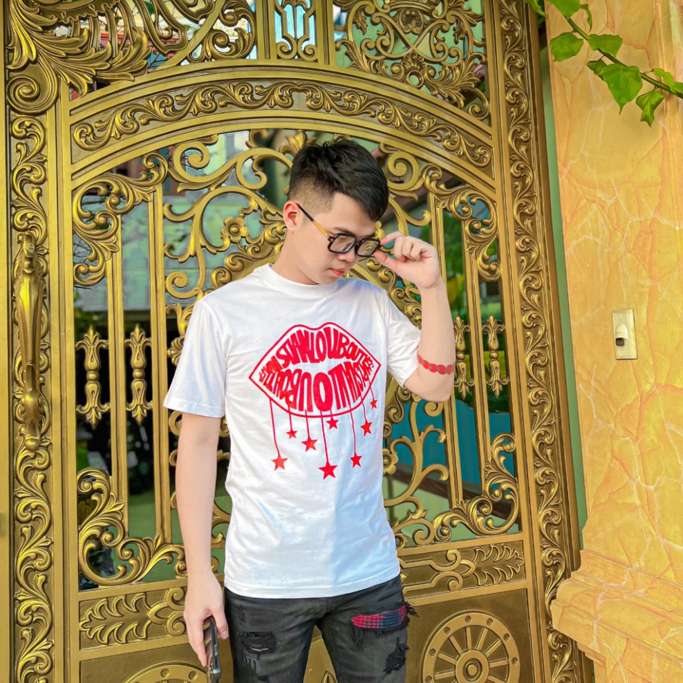 Áo thun Louboutin Kim Tuyến - Áo Phông LC Form Rông Nam Nữ Phối Đồ Cực Dễ- Siêu Đẹp