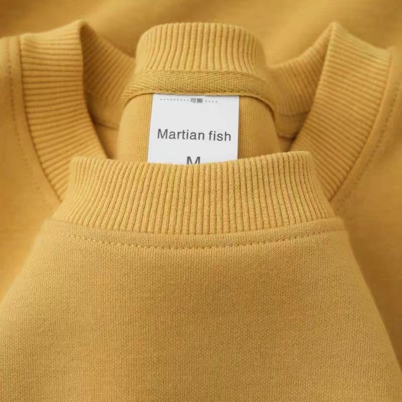 Áo Sweater Chui Đầu Mùa Thu Phong Cách Mới Dễ Phối Đồ Hàng Có Sẵn  Mặc Vào Mùa Thu Màu Vàng Trắng Và Giảm GiáÁo Sweater Cổ Tròn Chất Liệu cotton Thời Trang Cho Nam Nữ 300g