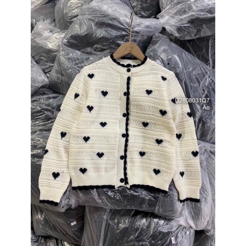 Áo len cardigan họa tiết trái tym gài nút tay dài