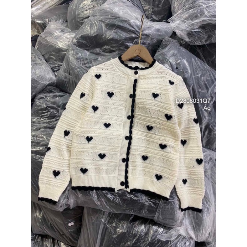 Áo len cardigan họa tiết trái tym gài nút tay dài
