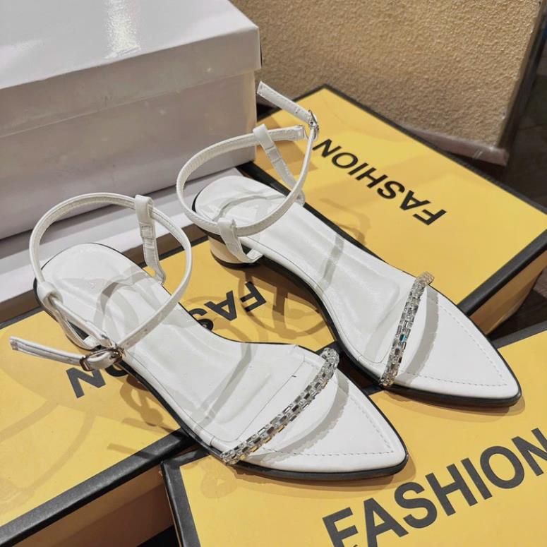 GIÀY SANDAL QUAI DÂY ĐÁ MẢNH GÓT TRÒN 3 PHÂN SIÊU XINH