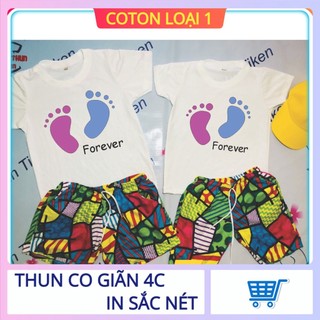 Áo thun nam nữ in hình dấu chân