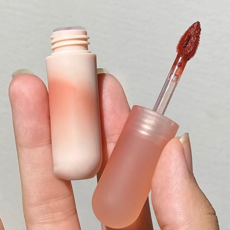 Son môi màu nhung lì Mengjieshangpin lâu trôi không phai màu