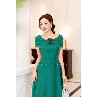 Váy Trễ Vai Thiết Kế Hoa Cài Trước Ngực Sang Chảnh, Váy Màu Xanh Tôn Da, Tôn Dáng