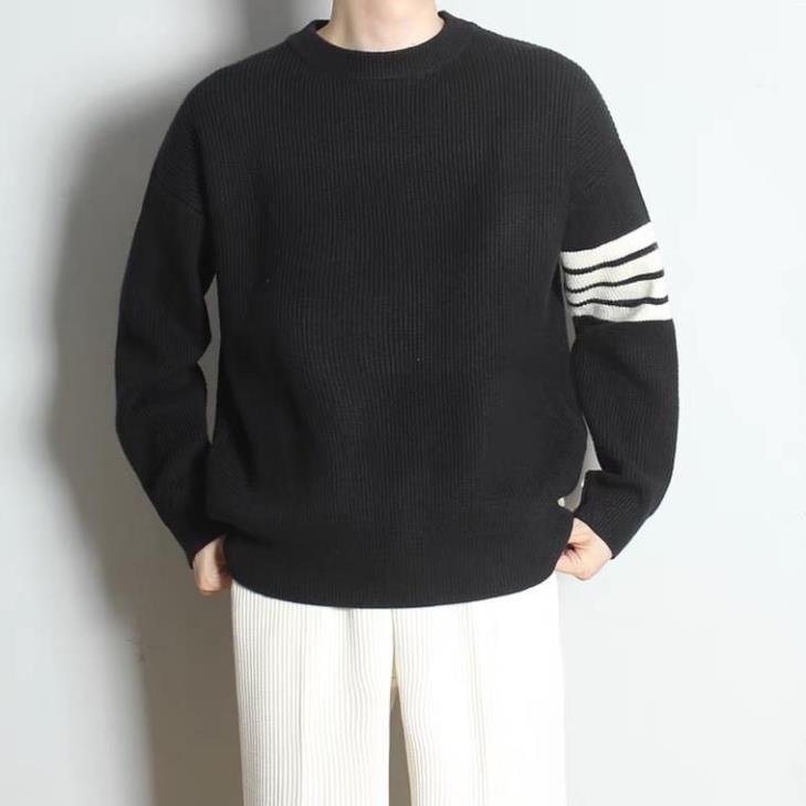 Áo Sweater Nỉ Bông in Họa Tiết Chữ Sau Lưng Phối 3 Màu Trắng, Nâu, Đen Trẻ Trung