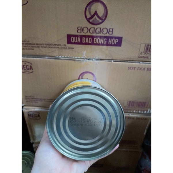 Đào thái ngâm nước đường Boddob pha trà đào