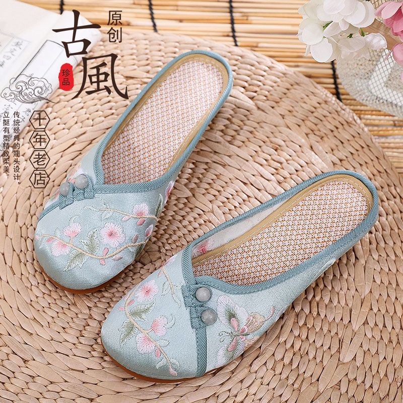 Giày Hán Phục Vải satin Thêu Họa Tiết Phong Cách retro Trung Hoa Mới