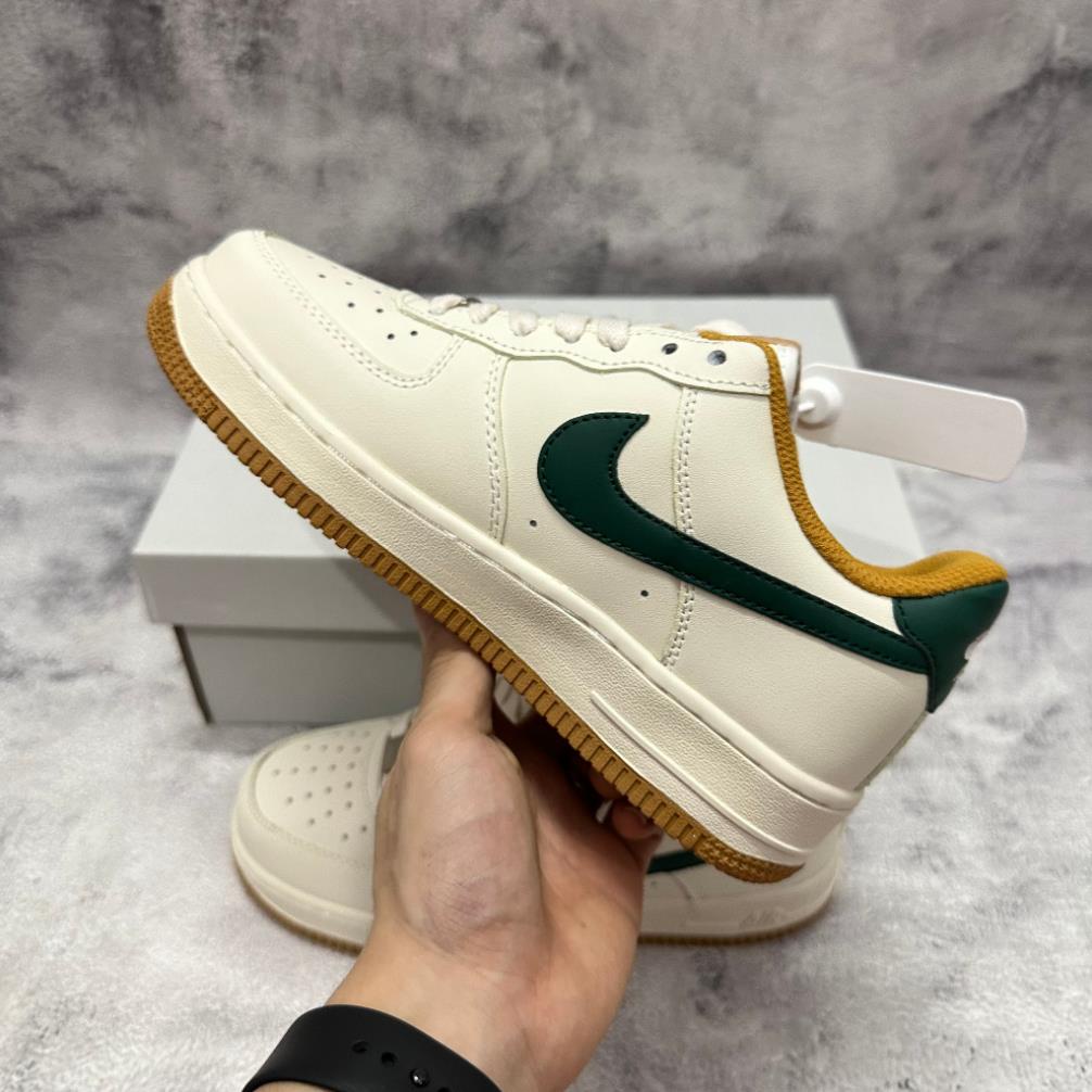 Giày Thể Thao AF1 Low Beige Green Gum Màu Kem Vạch Xanh Đế Vàng Bản SC Chuẩn Đẹp Full Bill Box