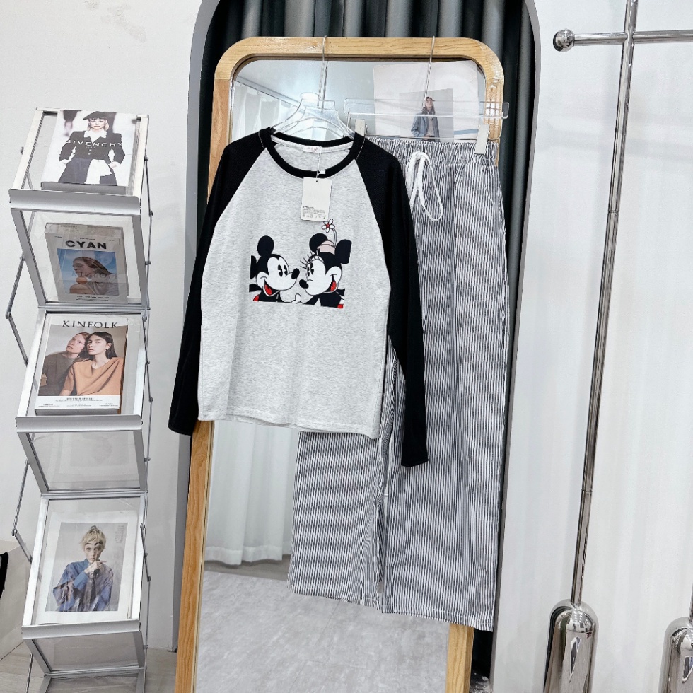 Set Áo Mickey Chất Cotton Tàu, Mix Quần Kẻ Thô Dáng Xuông Siêu Cá Tính