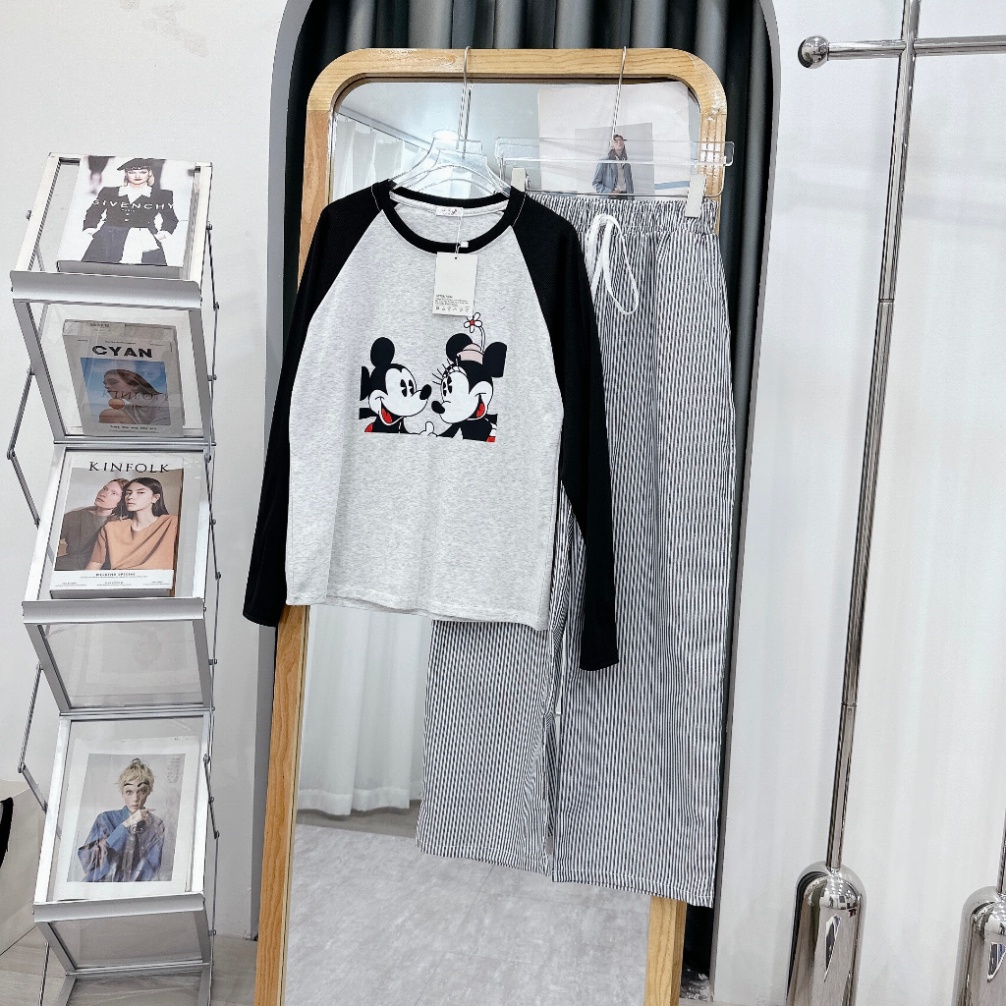 Set Áo Mickey Chất Cotton Tàu, Mix Quần Kẻ Thô Dáng Xuông Siêu Cá Tính