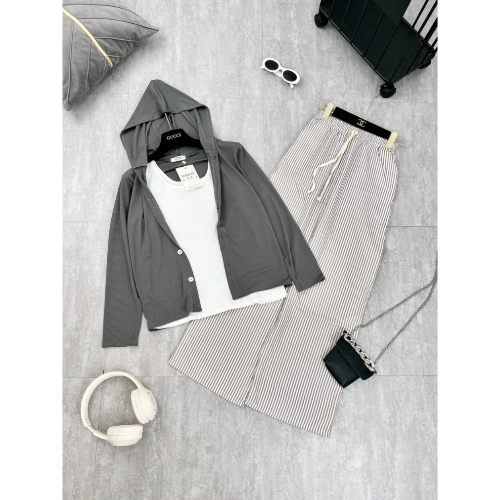 Set 3 Món Quần Kẻ Xuông Mix Áo Khoác Mũ Kèm Áo Trong Siêu Xinh