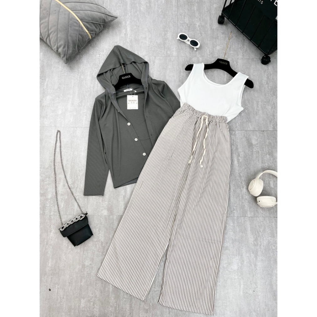 Set 3 Món Quần Kẻ Xuông Mix Áo Khoác Mũ Kèm Áo Trong Siêu Xinh