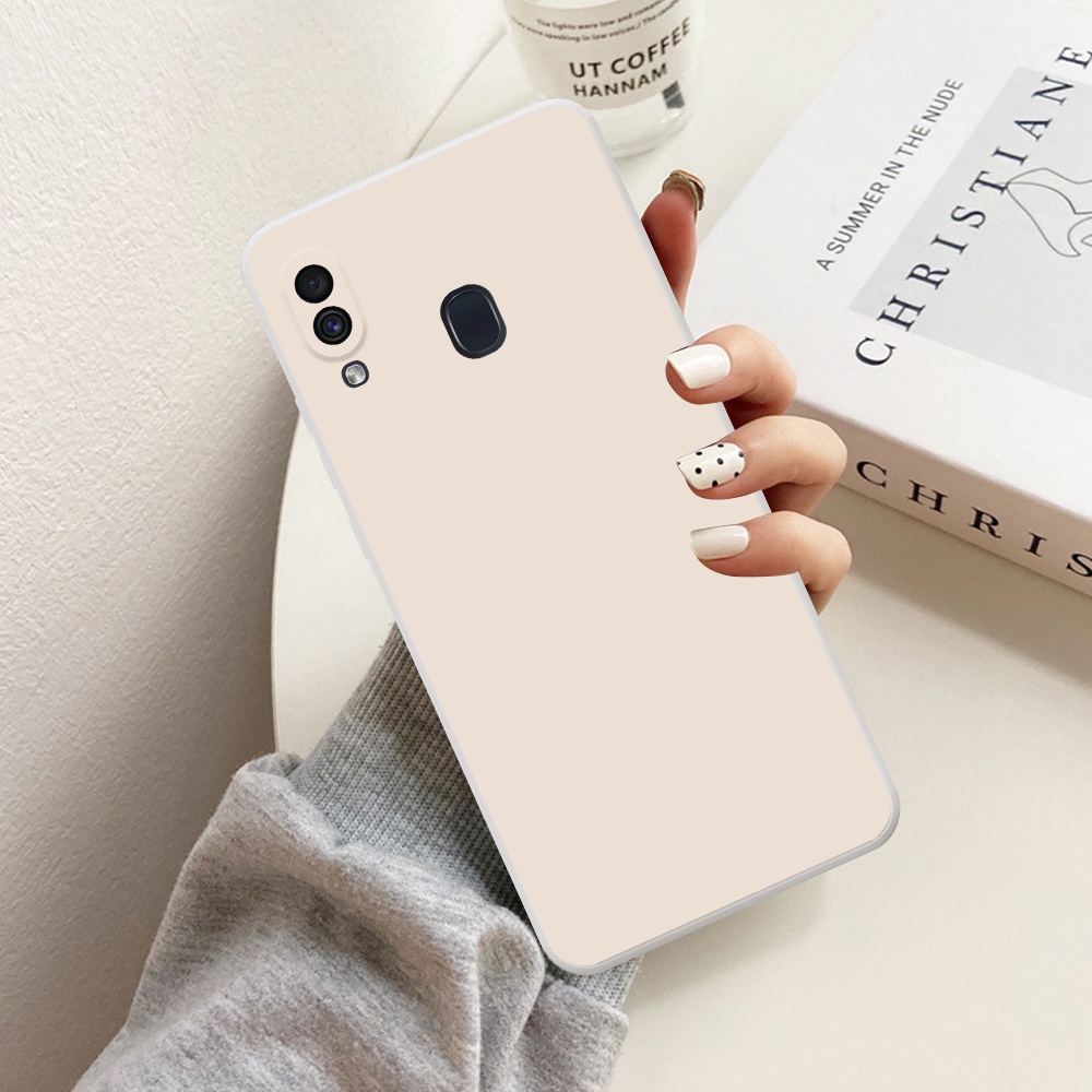 Ốp lưng Samsung A20 / A30 / M20 viền vuông TPU đen trơn chất lượng