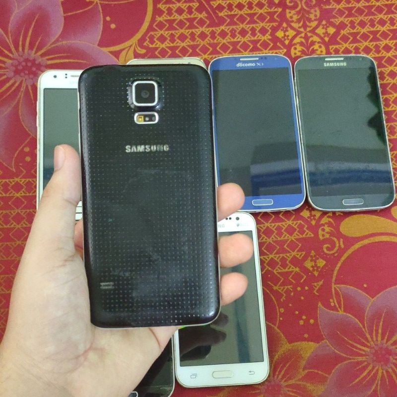 Điện thoại cũ Samsung nghe gọi to rõ, dùng làm máy phụ