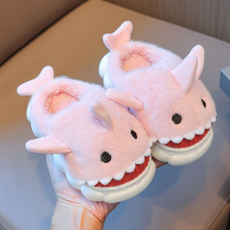 Dép Bông Đi Trong Nhà Hình Cá Mập Giữ Ấm Cho Bé Trai