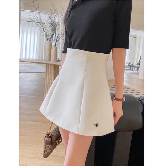 MAT Chân váy chữ a cạp cao Basic dáng xòe chất kaki co và giãn thời thượng có thêu con Ong | BigBuy360 - bigbuy360.vn