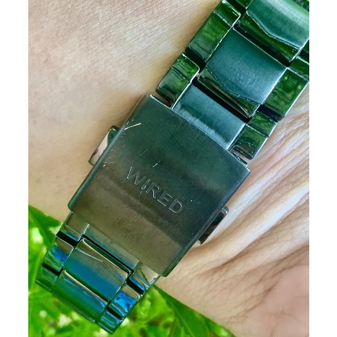 ĐỒNG HỒ WIRED PIN SOLAR qua sử dụng