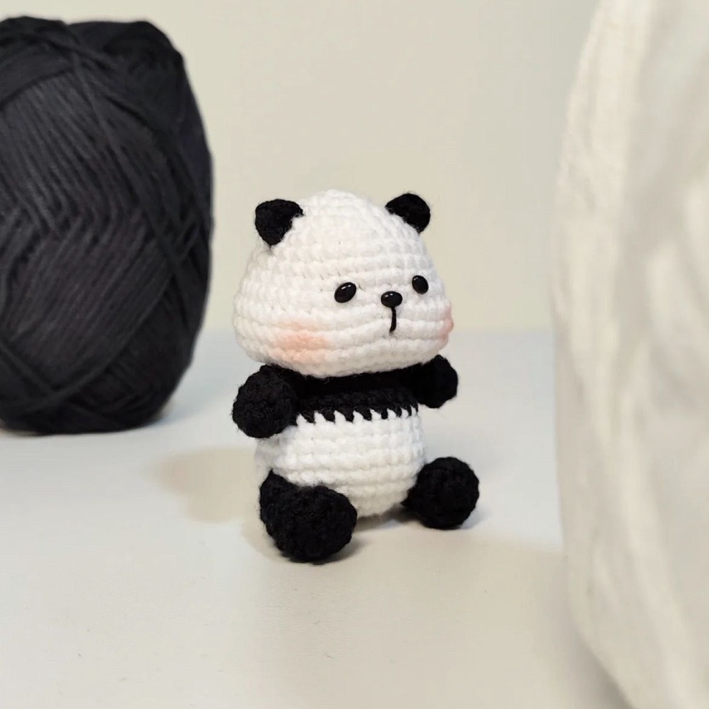 Móc Khóa Gấu Trúc Đan Len Thủ Công Dễ Thương