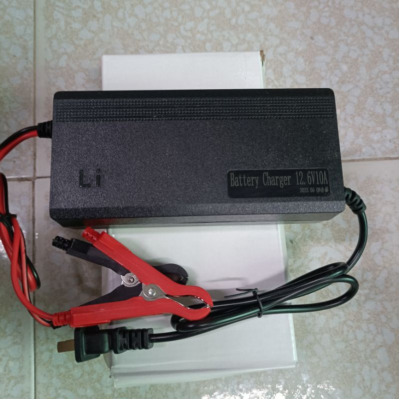 Sạc chân kẹp cá sấu 14.6V 10A pin sắt 4s, 12.6V 10A pin lion 3s