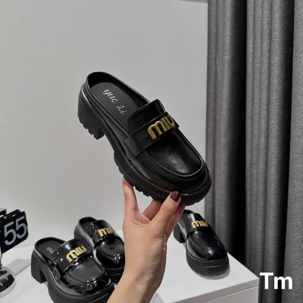 Sục da khoá miu mẫu mới da bóng và da lì Size 35-39 fullbox