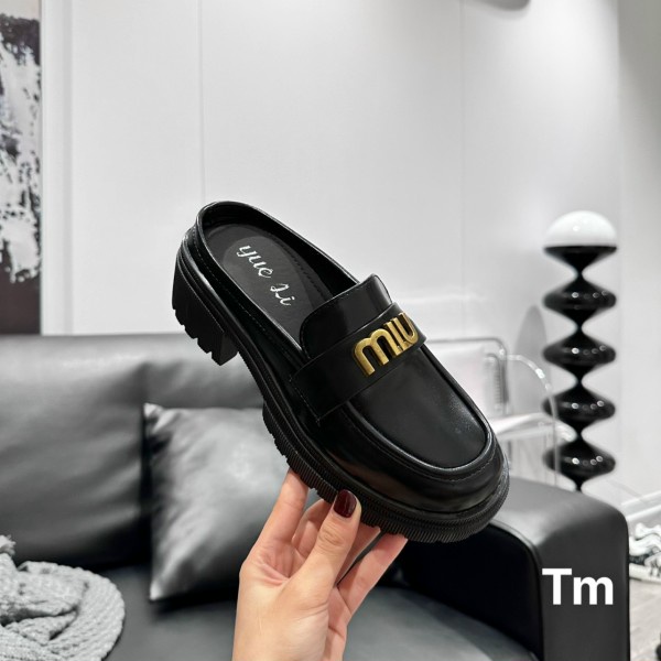 Sục da khoá miu mẫu mới da bóng và da lì Size 35-39 fullbox