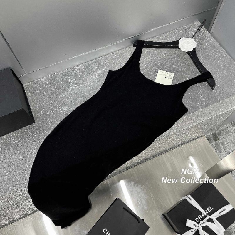 Váy 2 dây ôm body