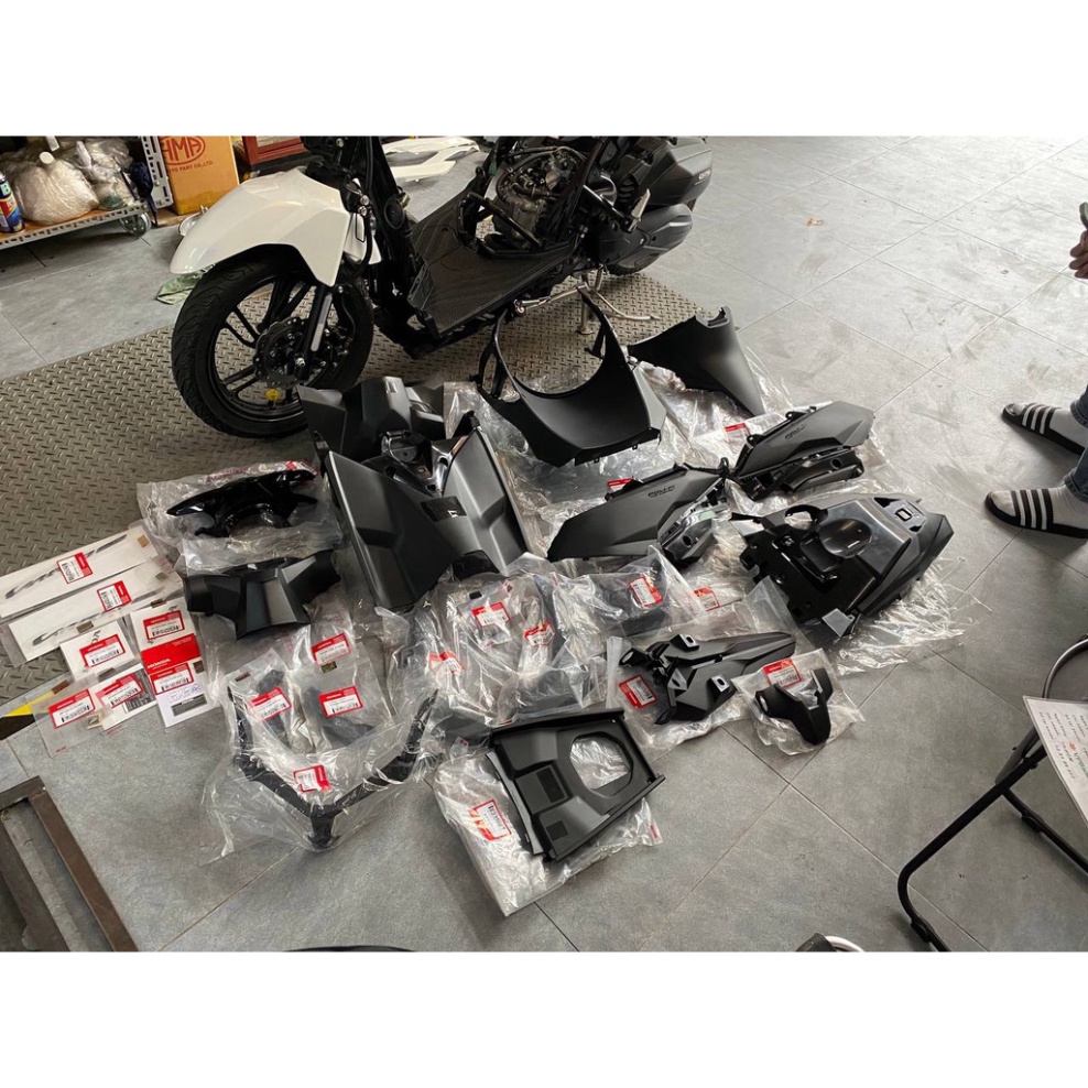 Bộ nhựa nhám VARIO đời 2018 - 2021 125/150 nhập chính hãng Honda