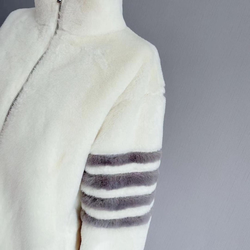 Áo Khoác Lông Thome Mượt Dày Dặn Cao Cấp - Áo Khoác Lông Cừu Phối 4 Sọc Tay Fom Dáng Unisex Nam Nữ | BigBuy360 - bigbuy360.vn