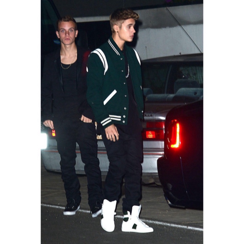 Áo khoác bomber sọc vai bóng chày, _Dricco .