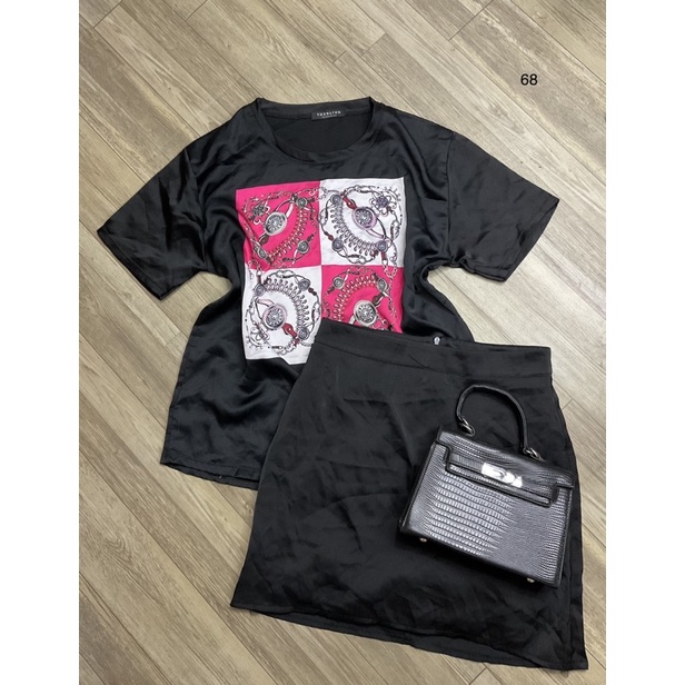 Sét tiểu thư đọc mô tả