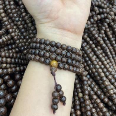 Giá sĩ,  Chuỗi vòng gỗ mun lông đuôi công đẹp, rẻ phù hợp với mọi độ tuổi