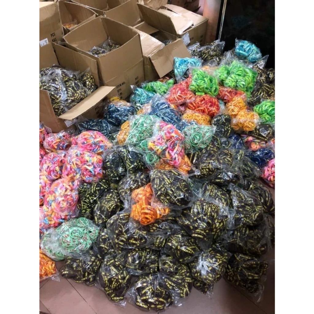 Vòng Tay A Di Đà Phật - Vòng Tay Cao Su In Chữ A Di Đà Phật màu ngẫu nhiên