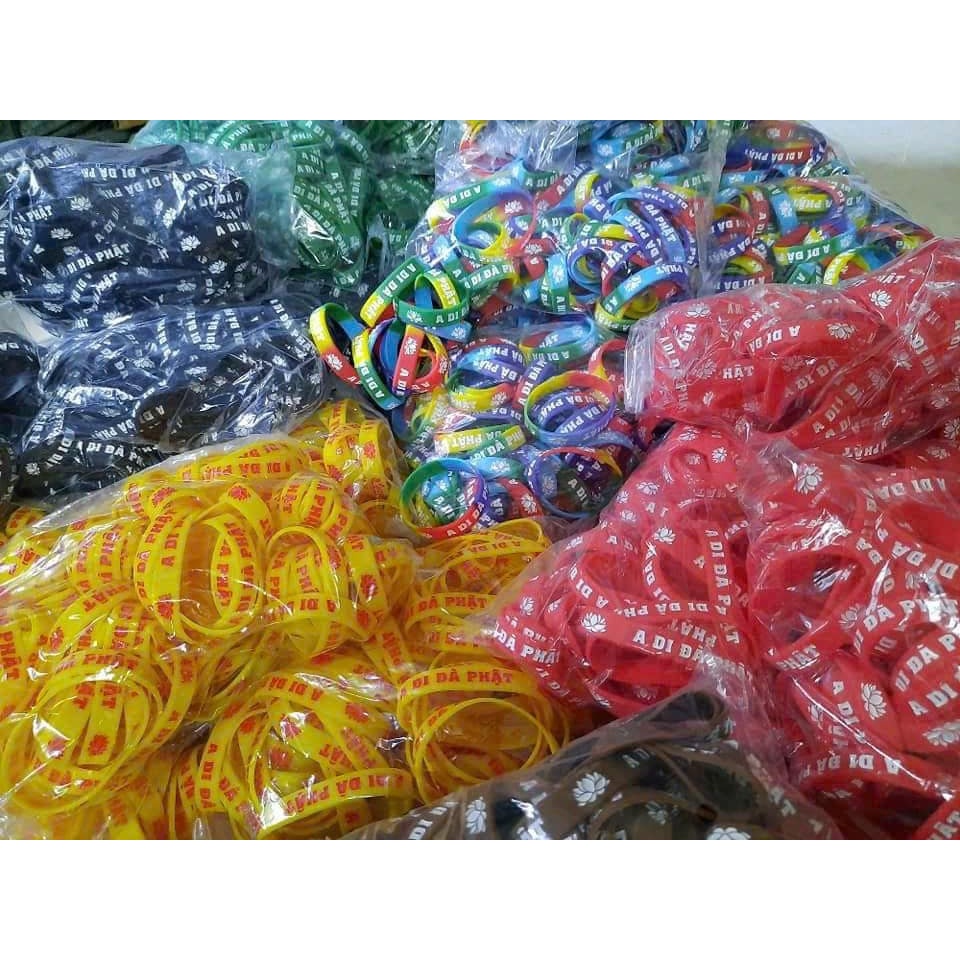 Vòng Tay A Di Đà Phật - Vòng Tay Cao Su In Chữ A Di Đà Phật màu ngẫu nhiên