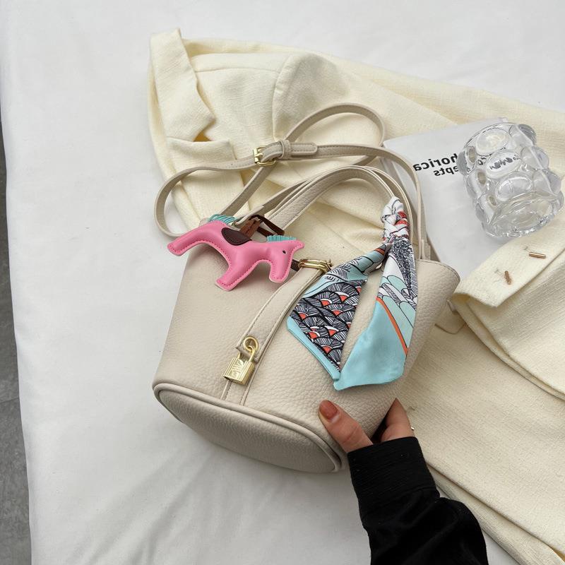 Túi Đeo Vai Phong Cách Phương Tây Thời Trang Cao Cấp Hàng Mới 2023 Dành Cho Bạn Nữ 2023