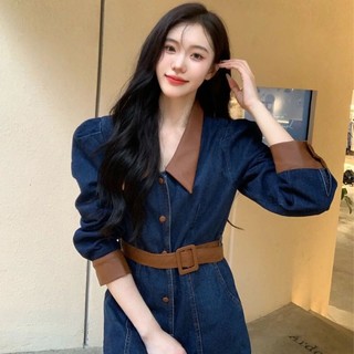 Đầm jean phối cổ nâu kèm belt thanh lịch Rossy Fashion - 130923