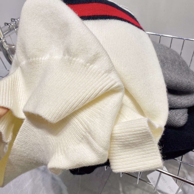 Áo Len thome thêu chú cún