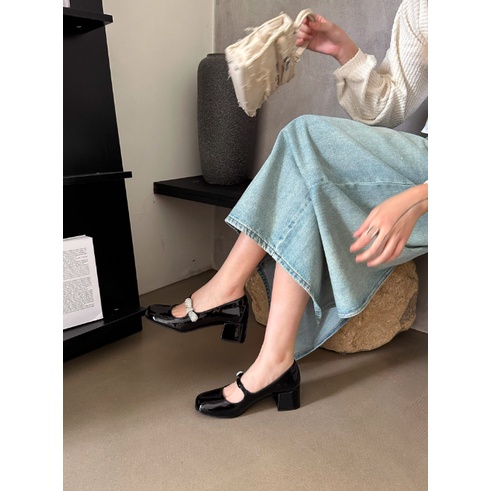 Giày búp bê  Mary Jane mũi tròn gót vuông đính đá hạt sáng cho nữ mang bít gót 2023