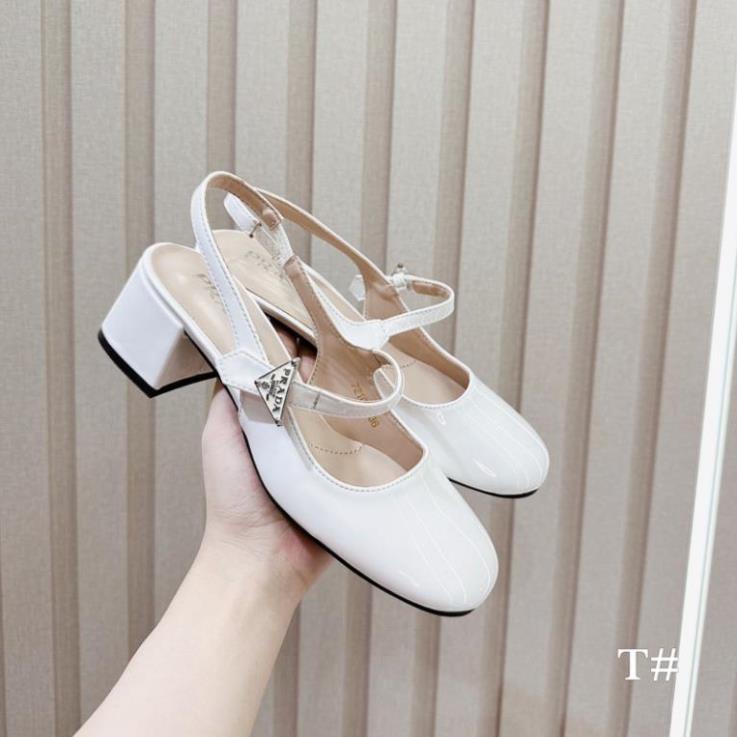 Sandal Prada Bóng Trắng Đen Full Size 35-39  -  By Anh Dinh Phuong