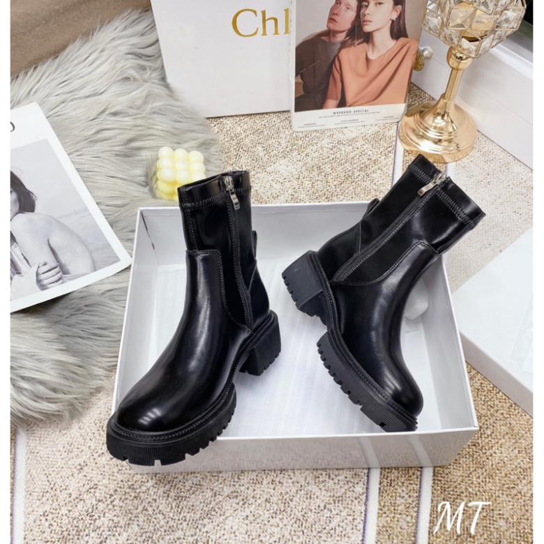 Boot Da Lửng Trắng Đen Full Size 35-39  -  By Anh Dinh Phuong