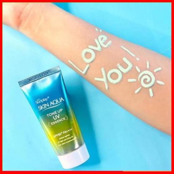 Kem chống nắng Skin Aqua  Nhật Bản lên tone trắng sáng Tone up UV SPF 50+ PA++++ 80gr SunPlay